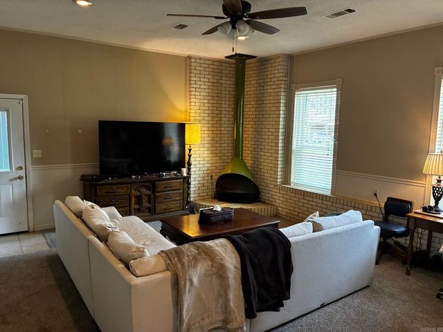 802 W Iowa St, Beebe, AR 72012