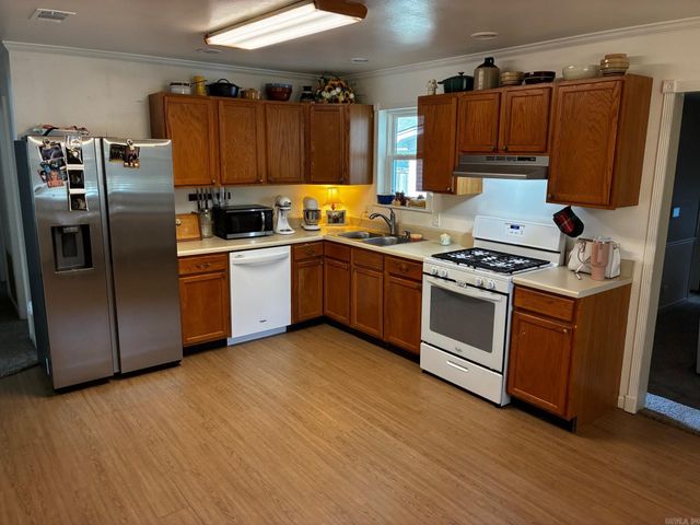 802 W Iowa St, Beebe, AR 72012