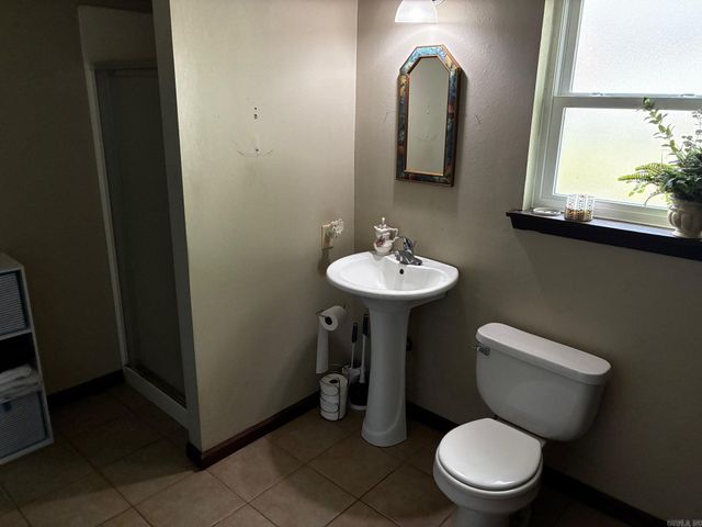 802 W Iowa St, Beebe, AR 72012