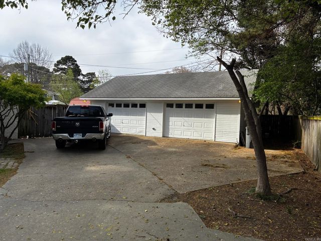 802 W Iowa St, Beebe, AR 72012