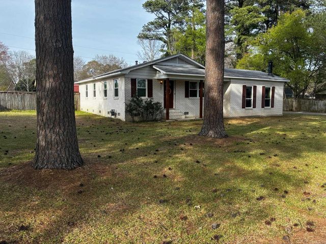 802 W Iowa St, Beebe, AR 72012