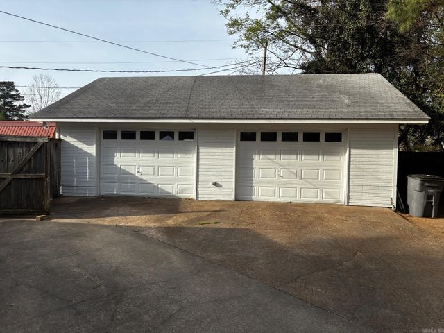 802 W Iowa St, Beebe, AR 72012