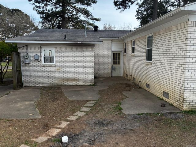 802 W Iowa St, Beebe, AR 72012