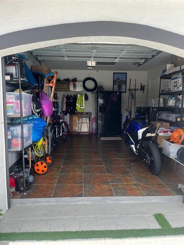 3502 SW 156th Ct, Miami, FL 33185