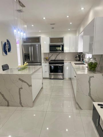 3502 SW 156th Ct, Miami, FL 33185