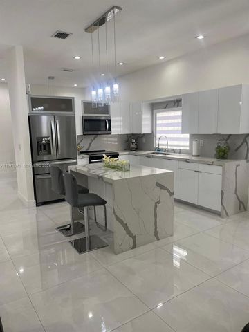 3502 SW 156th Ct, Miami, FL 33185