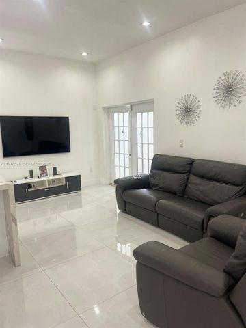 3502 SW 156th Ct, Miami, FL 33185