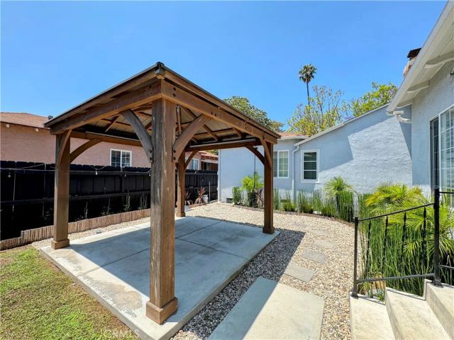 13020 Landale, Los Angeles, CA 91604