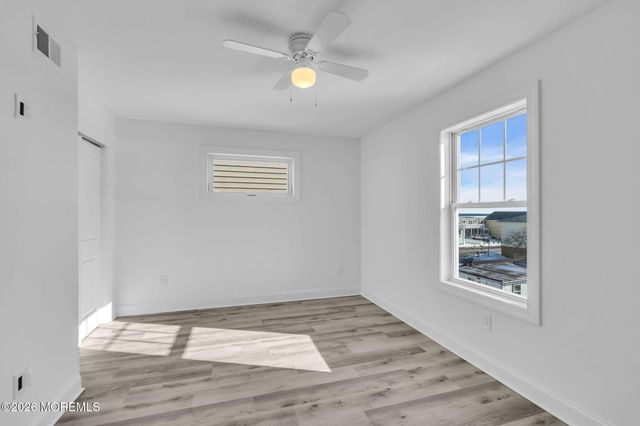 31 Hamilton Avenue, Seaside Heights, NJ 08751