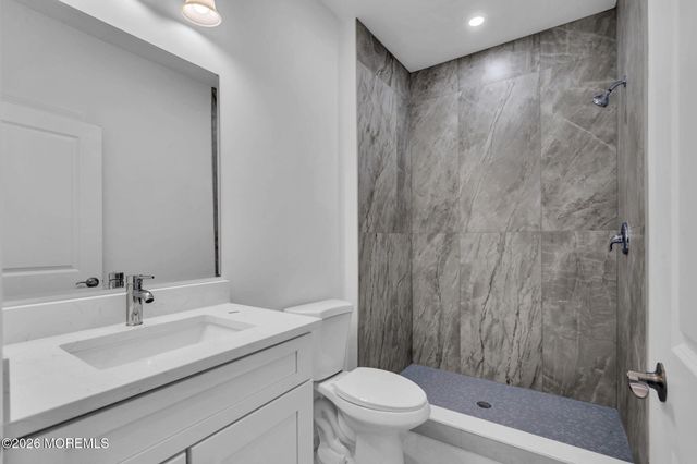 31 Hamilton Avenue, Seaside Heights, NJ 08751