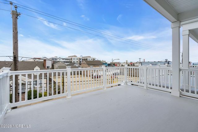 31 Hamilton Avenue, Seaside Heights, NJ 08751