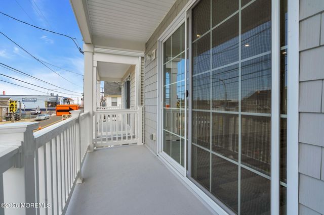 31 Hamilton Avenue, Seaside Heights, NJ 08751
