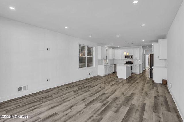 31 Hamilton Avenue, Seaside Heights, NJ 08751