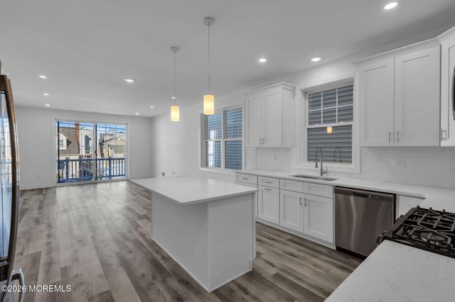 31 Hamilton Avenue, Seaside Heights, NJ 08751