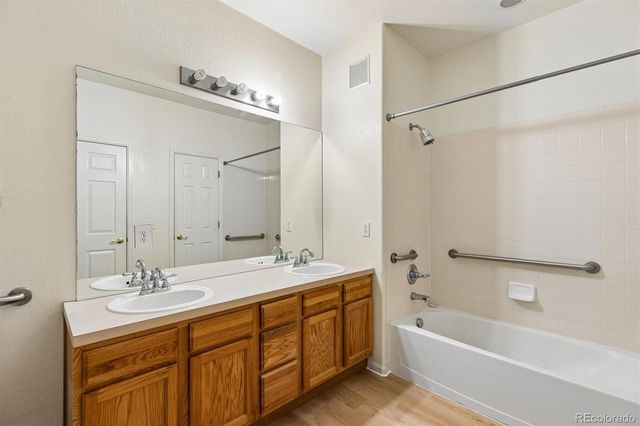 8200 E 8th Avenue 5103, Denver, CO 80230