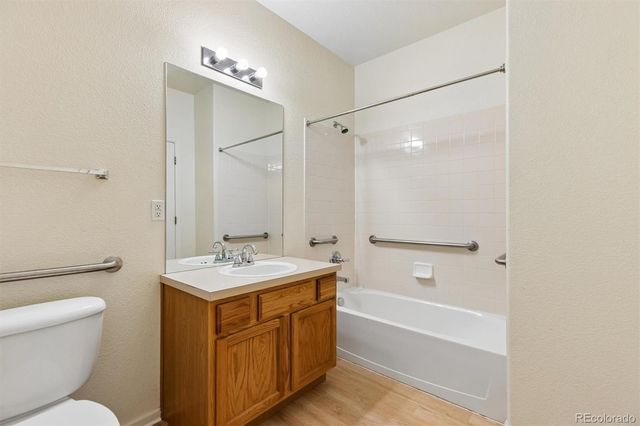 8200 E 8th Avenue 5103, Denver, CO 80230