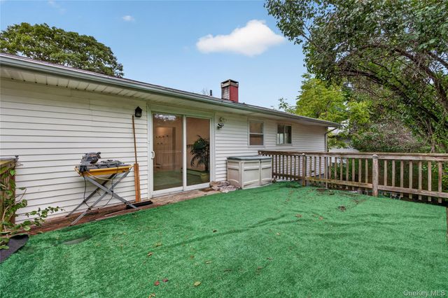 83 McGaw Avenue, Lake Grove, NY 11755