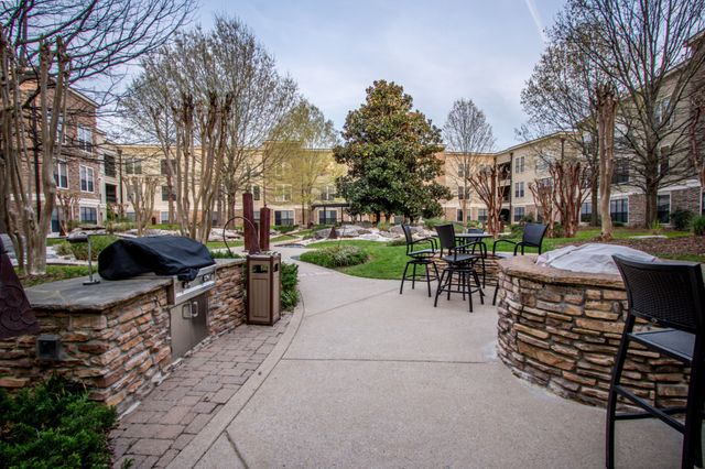 2600 Hillsboro Pike Apt 312, Nashville, TN 37212