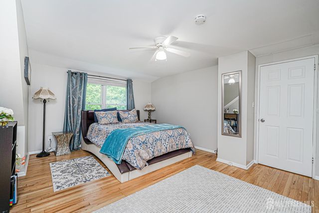 90 Farms Road Circle, East Brunswick, NJ 08816