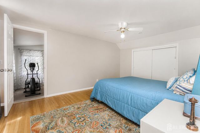 90 Farms Road Circle, East Brunswick, NJ 08816