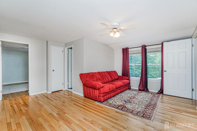 90 Farms Road Circle, East Brunswick, NJ 08816