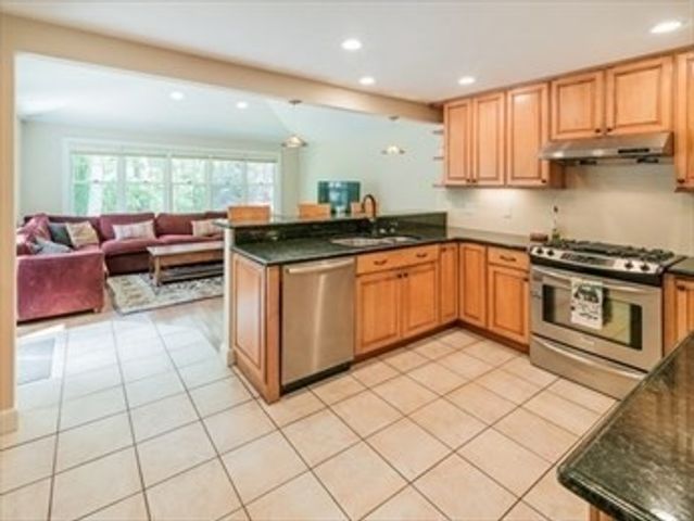 109 Brookside Avenue 0, Belmont, MA 02478