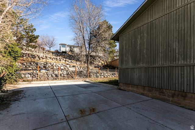 2547 E FALCON WAY, Sandy, UT 84093