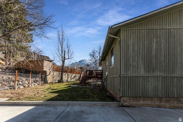 2547 E FALCON WAY, Sandy, UT 84093