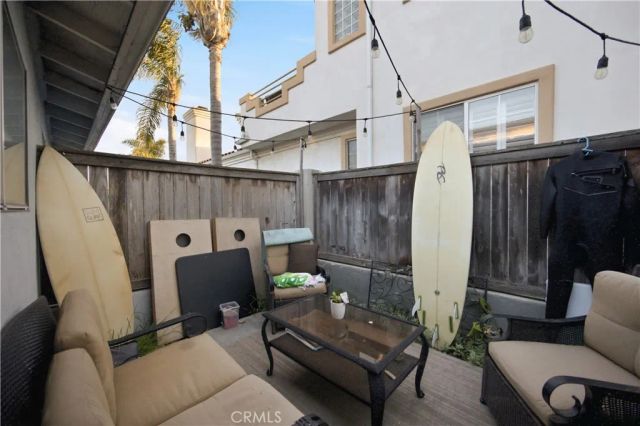 215 Detroit Avenue, Huntington Beach, CA 92648