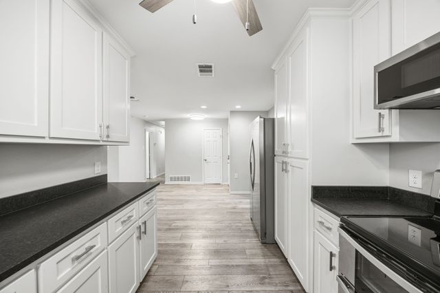 1509 Terbet Lane, Fort Worth, TX 76112