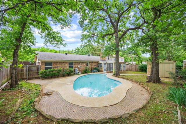 1509 Terbet Lane, Fort Worth, TX 76112