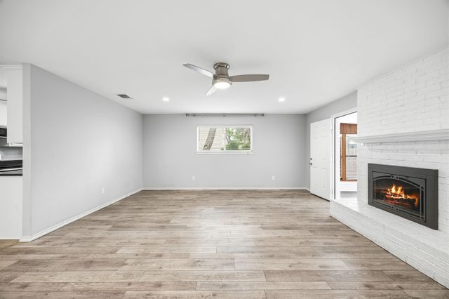 1509 Terbet Lane, Fort Worth, TX 76112