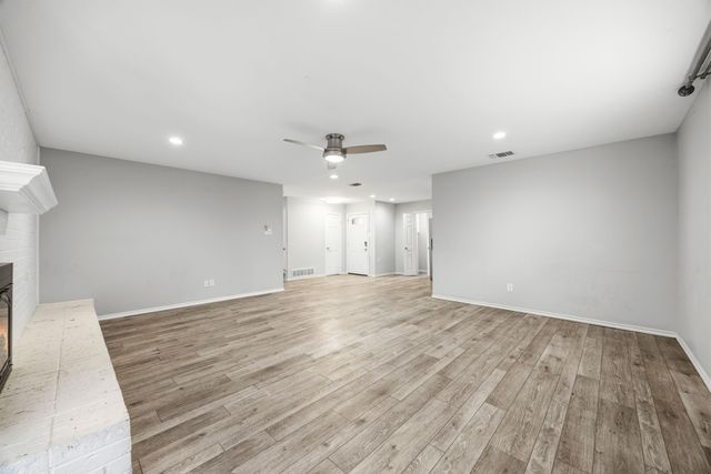 1509 Terbet Lane, Fort Worth, TX 76112