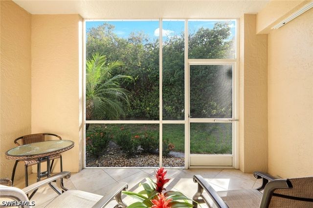 823 Tanbark DR 103, Naples, FL 34108