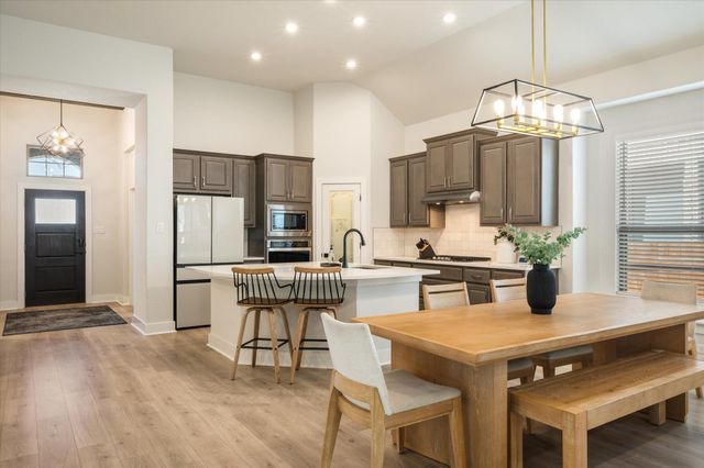 22610 Fountaingrass LN, Lago Vista, TX 78645