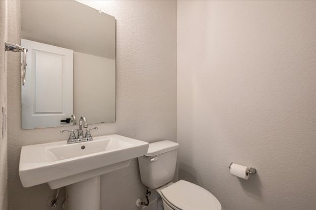 22610 Fountaingrass LN, Lago Vista, TX 78645