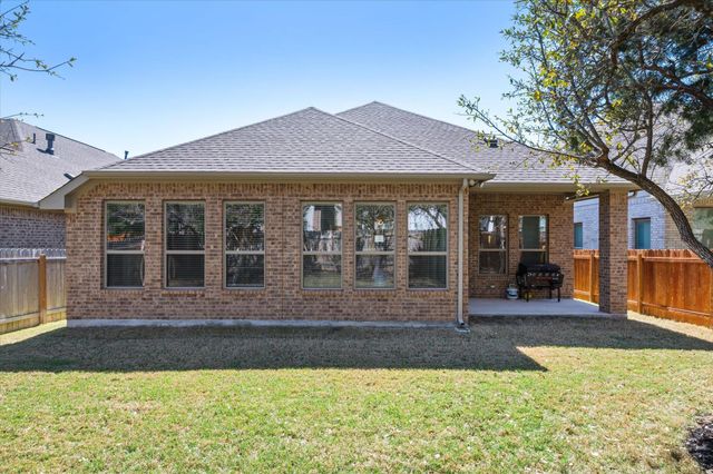 22610 Fountaingrass LN, Lago Vista, TX 78645
