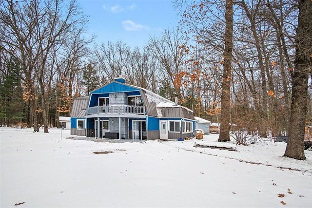 8752 Bills Lake Court, Newaygo, MI 49337