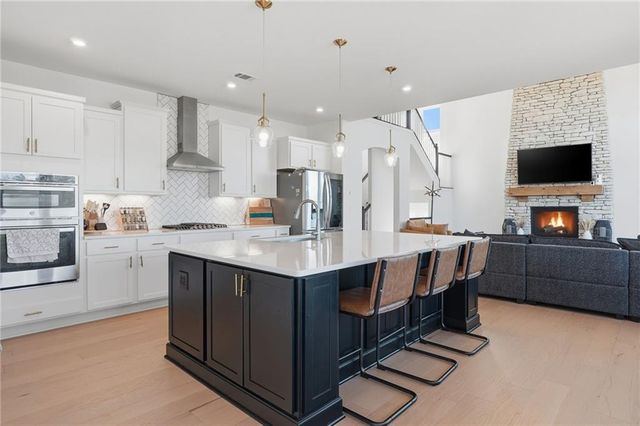 895 Michigan Circle, Hoschton, GA 30548