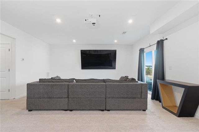 895 Michigan Circle, Hoschton, GA 30548