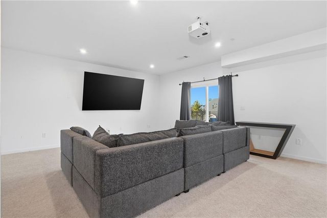 895 Michigan Circle, Hoschton, GA 30548