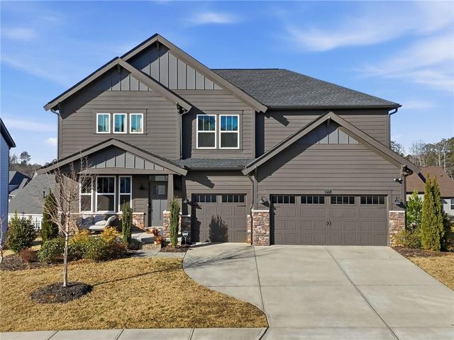 895 Michigan Circle, Hoschton, GA 30548