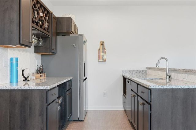 895 Michigan Circle, Hoschton, GA 30548