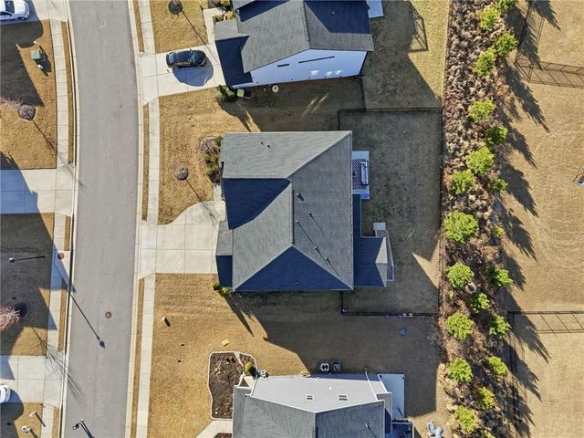 895 Michigan Circle, Hoschton, GA 30548