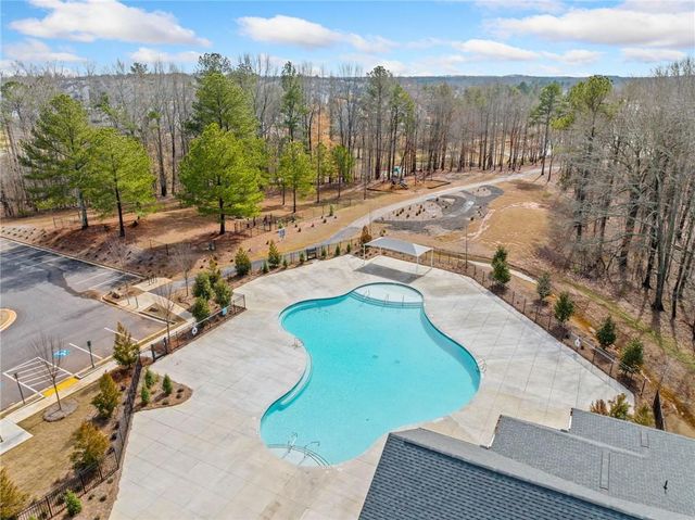 895 Michigan Circle, Hoschton, GA 30548
