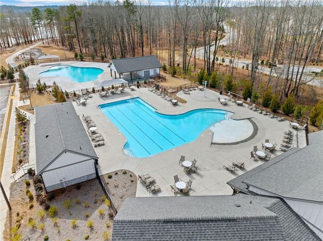 895 Michigan Circle, Hoschton, GA 30548