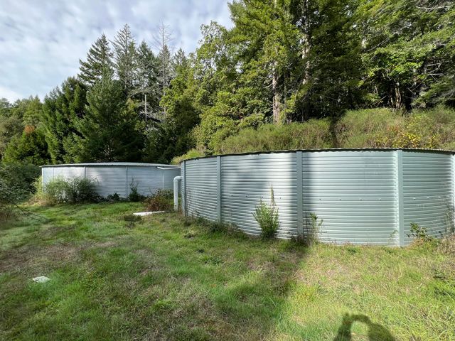 250 Gibson Creek Road, Whitethorn, CA 95589