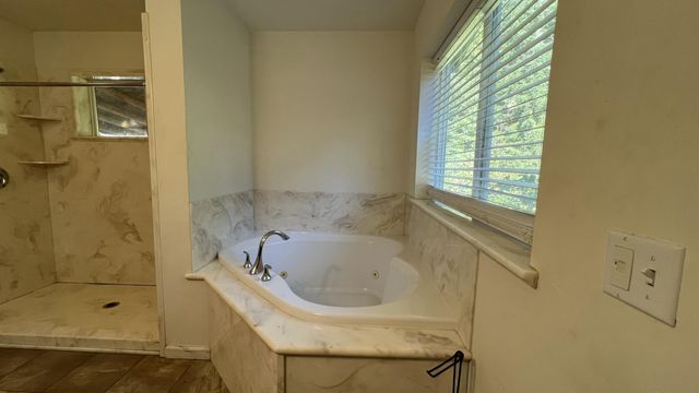 250 Gibson Creek Road, Whitethorn, CA 95589