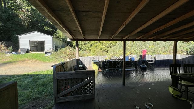 250 Gibson Creek Road, Whitethorn, CA 95589