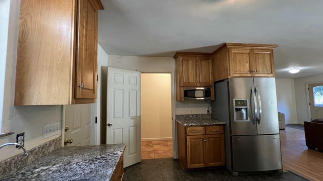 250 Gibson Creek Road, Whitethorn, CA 95589